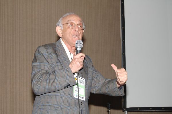 bernardo leo