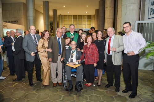 Grupo durante a homenagem ao Dr. Luiz Cesar e posse do Dr. Walmir Coutinho