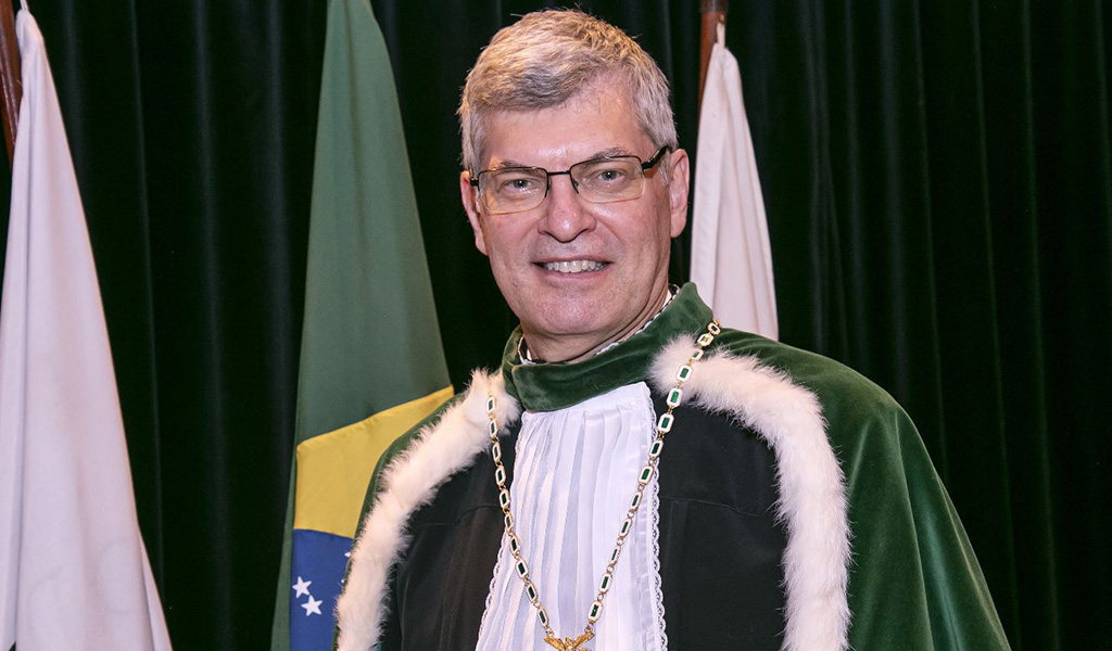 Posse na Academia Paranaense de Medicina