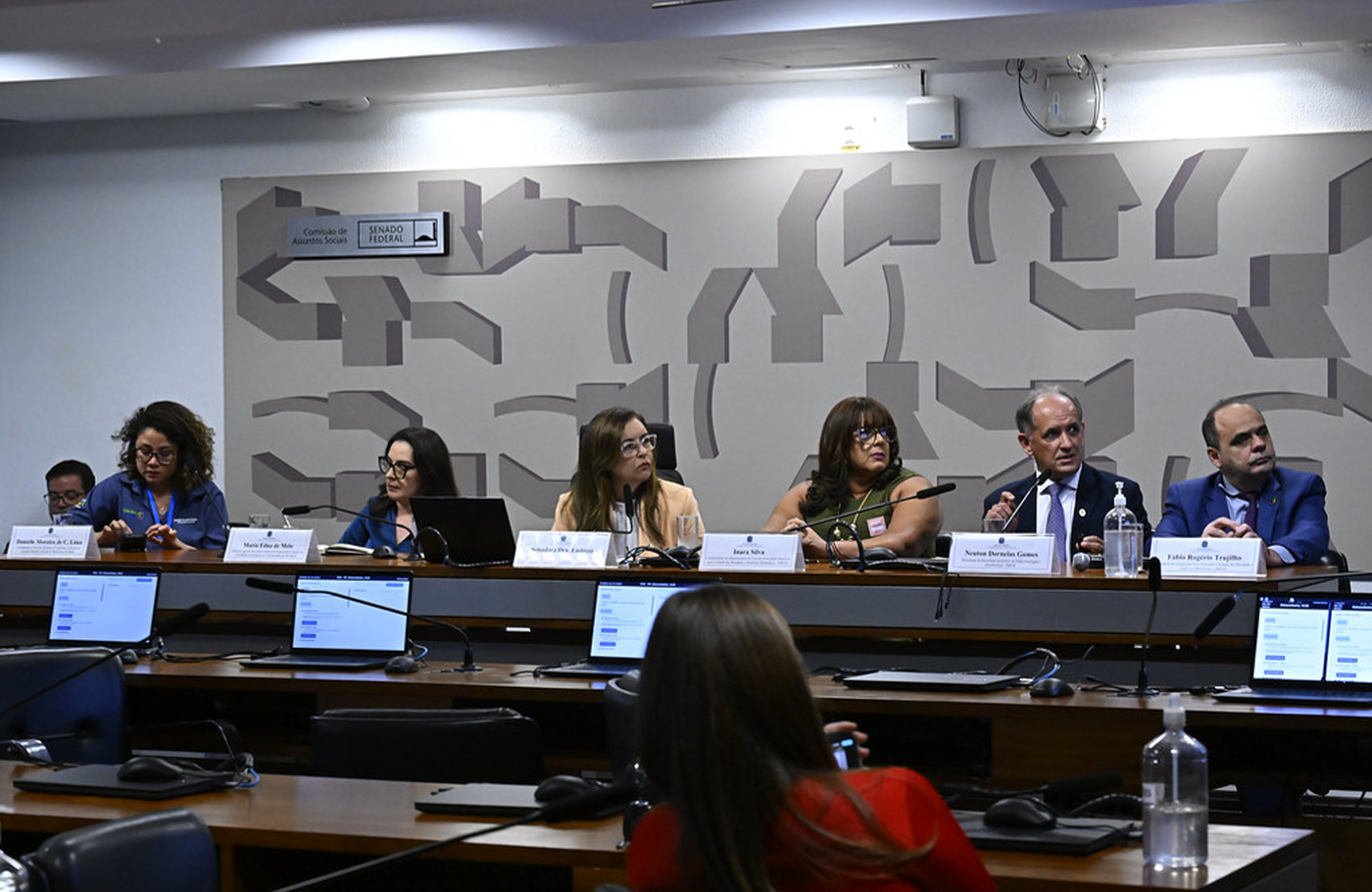 Acesso Já: Audiência no Senado Reforça Obesidade como Tema Prioritário